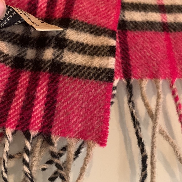 Vintage Burberry scarf - Picture 4 of 5